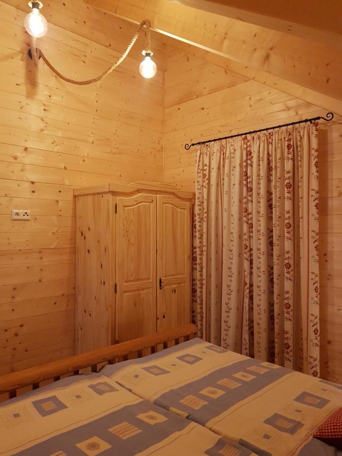 Appartement Auszeit Almhaus Schmalzbauer à Sankt Andrä Extérieur photo